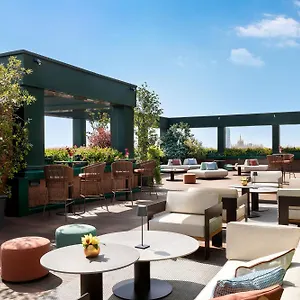 ***** Otel The Westin Palace, İtalya